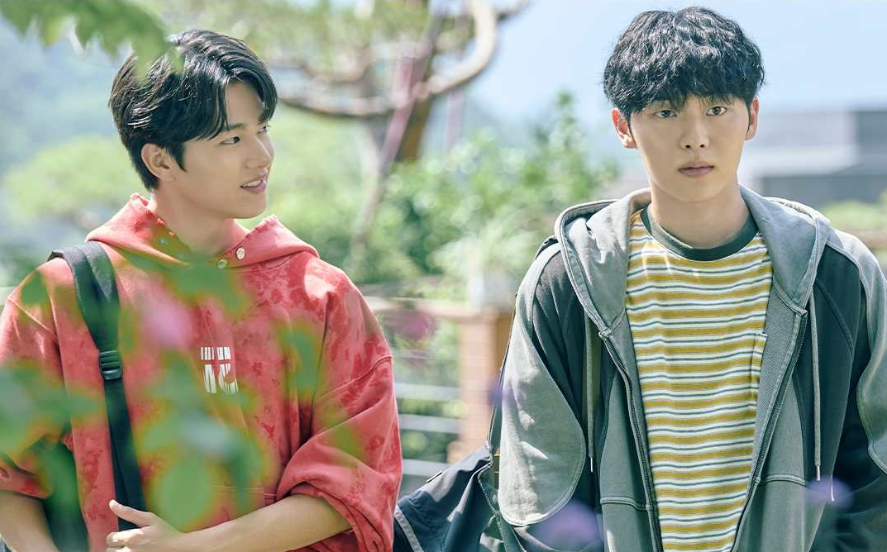 รีวิว บันทึกจากหลังห้อง  ใน netflix